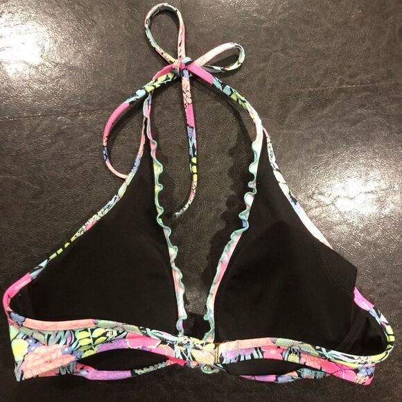 Floral Triangle Victoria Secret Top - Picture 2 of 2